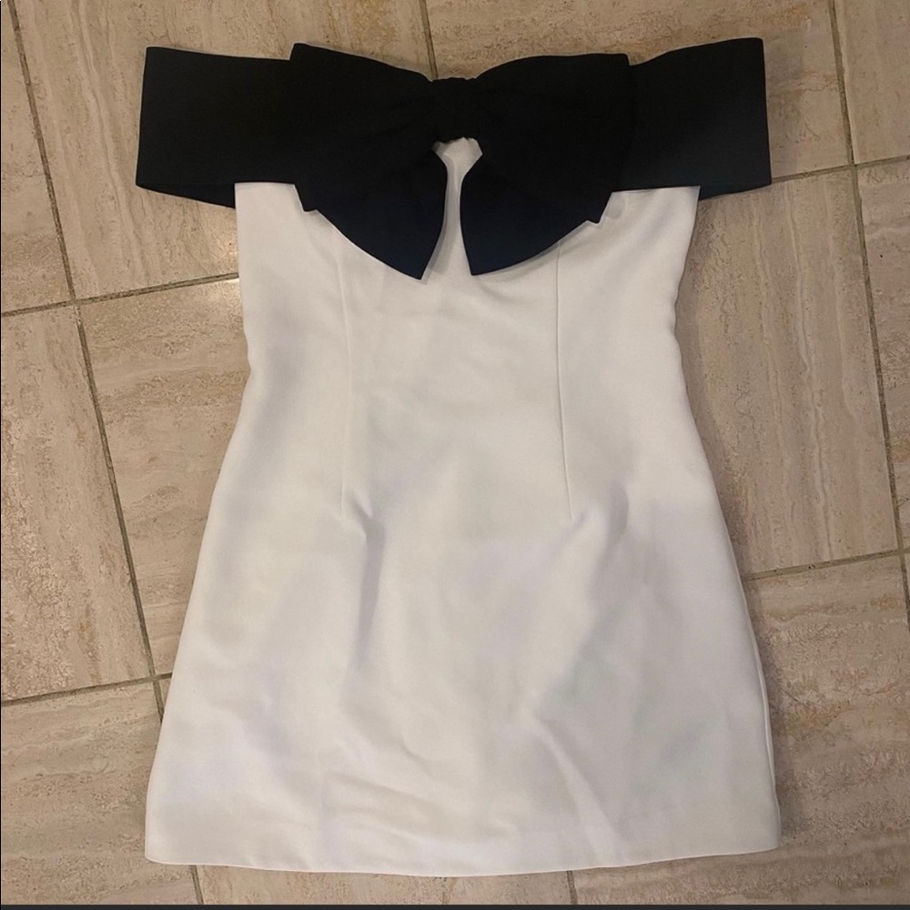Self Portrait Strapless Bow Mini Dress